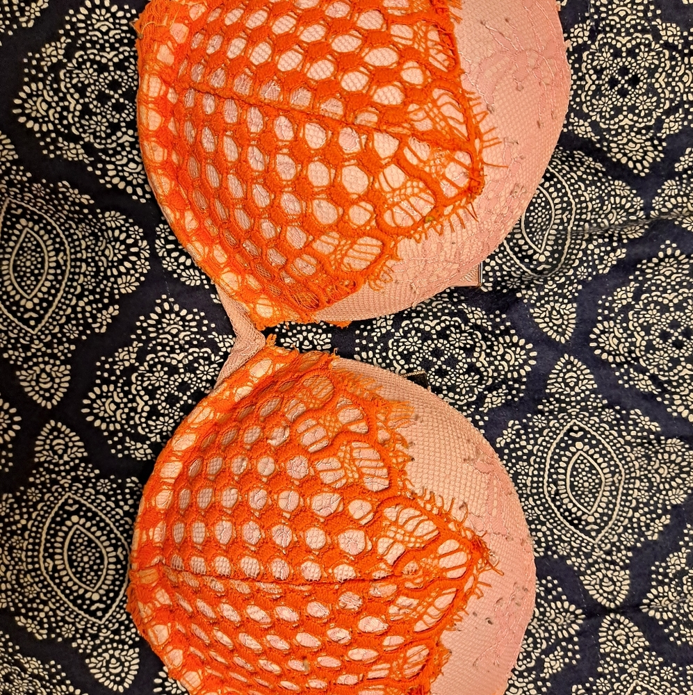 Vs bra